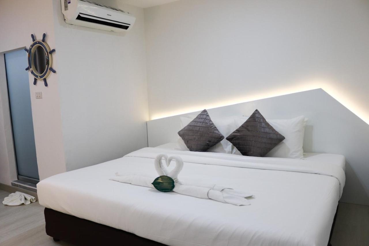 Bed By Boat Hotel y Apartamento Nonthaburi Exterior foto