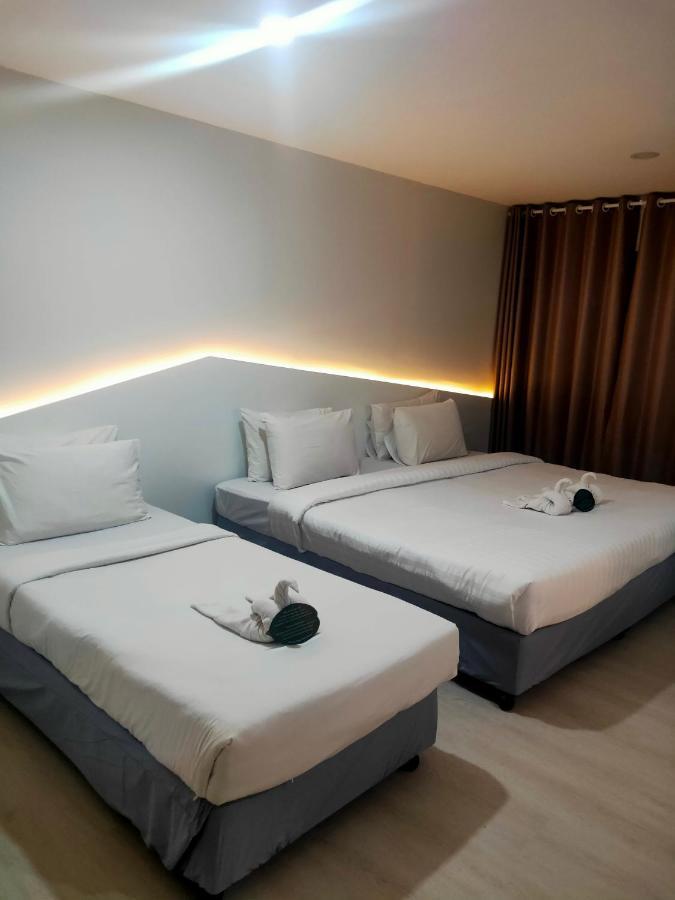 Bed By Boat Hotel y Apartamento Nonthaburi Exterior foto