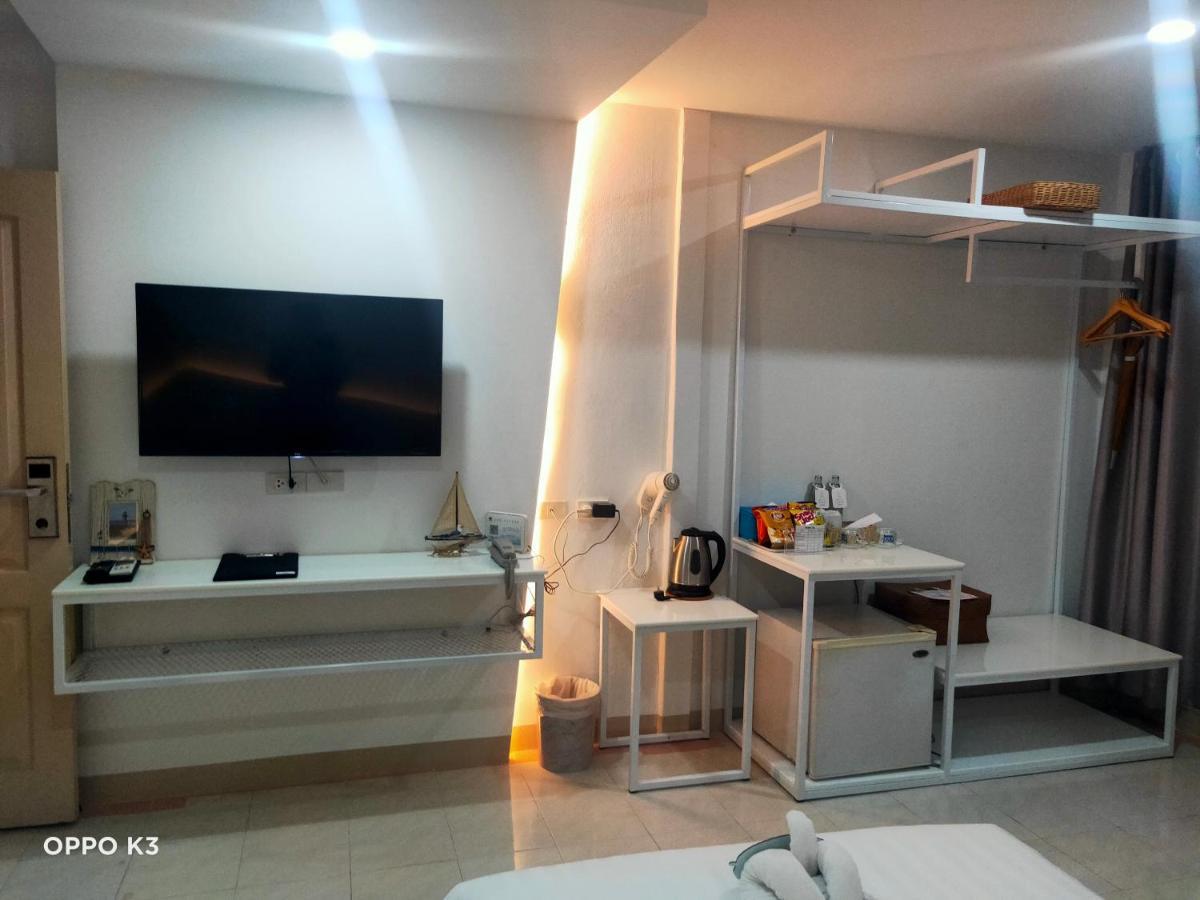 Bed By Boat Hotel y Apartamento Nonthaburi Exterior foto