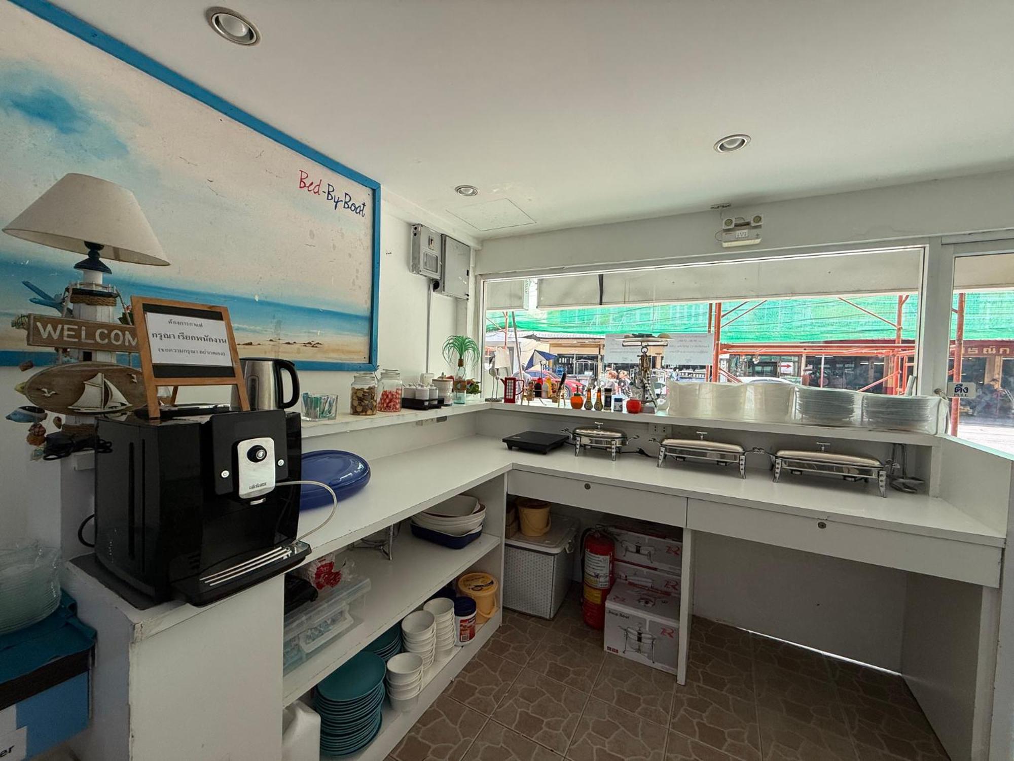 Bed By Boat Hotel y Apartamento Nonthaburi Exterior foto