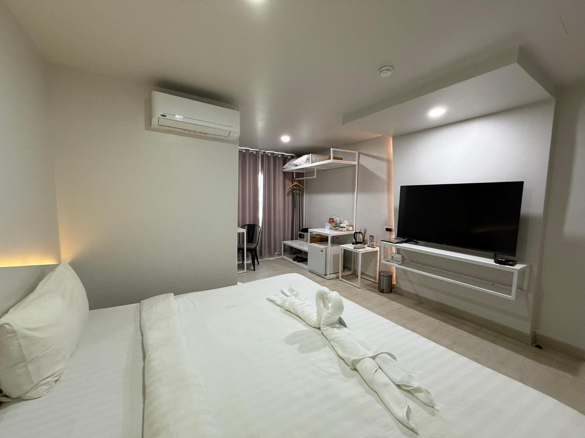 Bed By Boat Hotel y Apartamento Nonthaburi Exterior foto