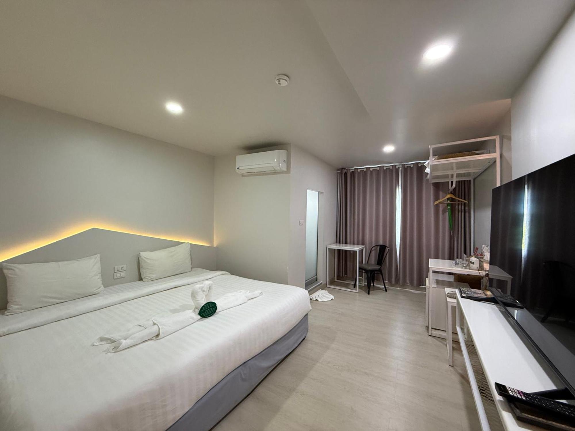 Bed By Boat Hotel y Apartamento Nonthaburi Exterior foto