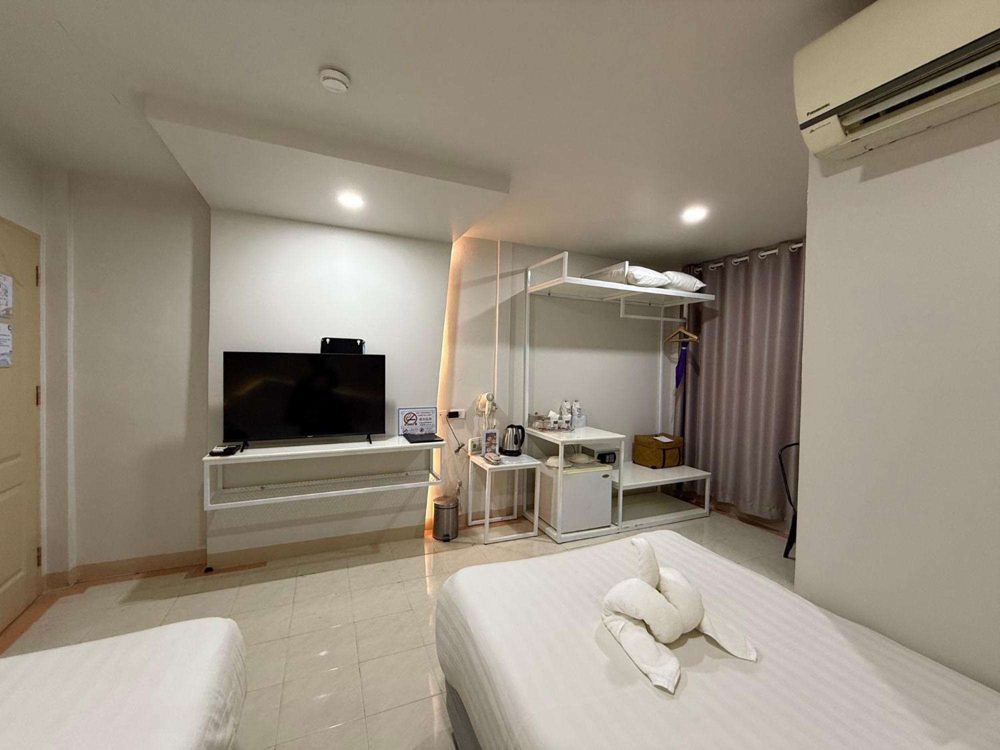 Bed By Boat Hotel y Apartamento Nonthaburi Exterior foto