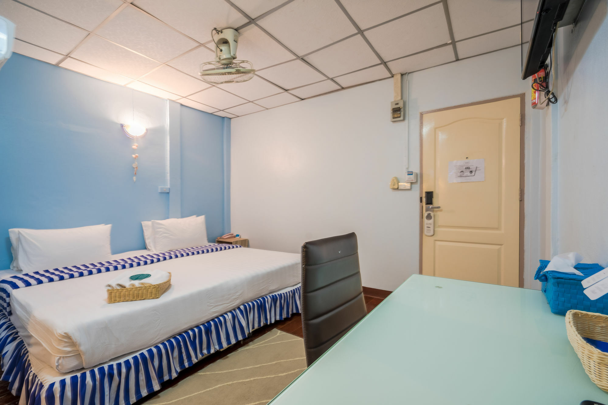 Bed By Boat Hotel y Apartamento Nonthaburi Exterior foto